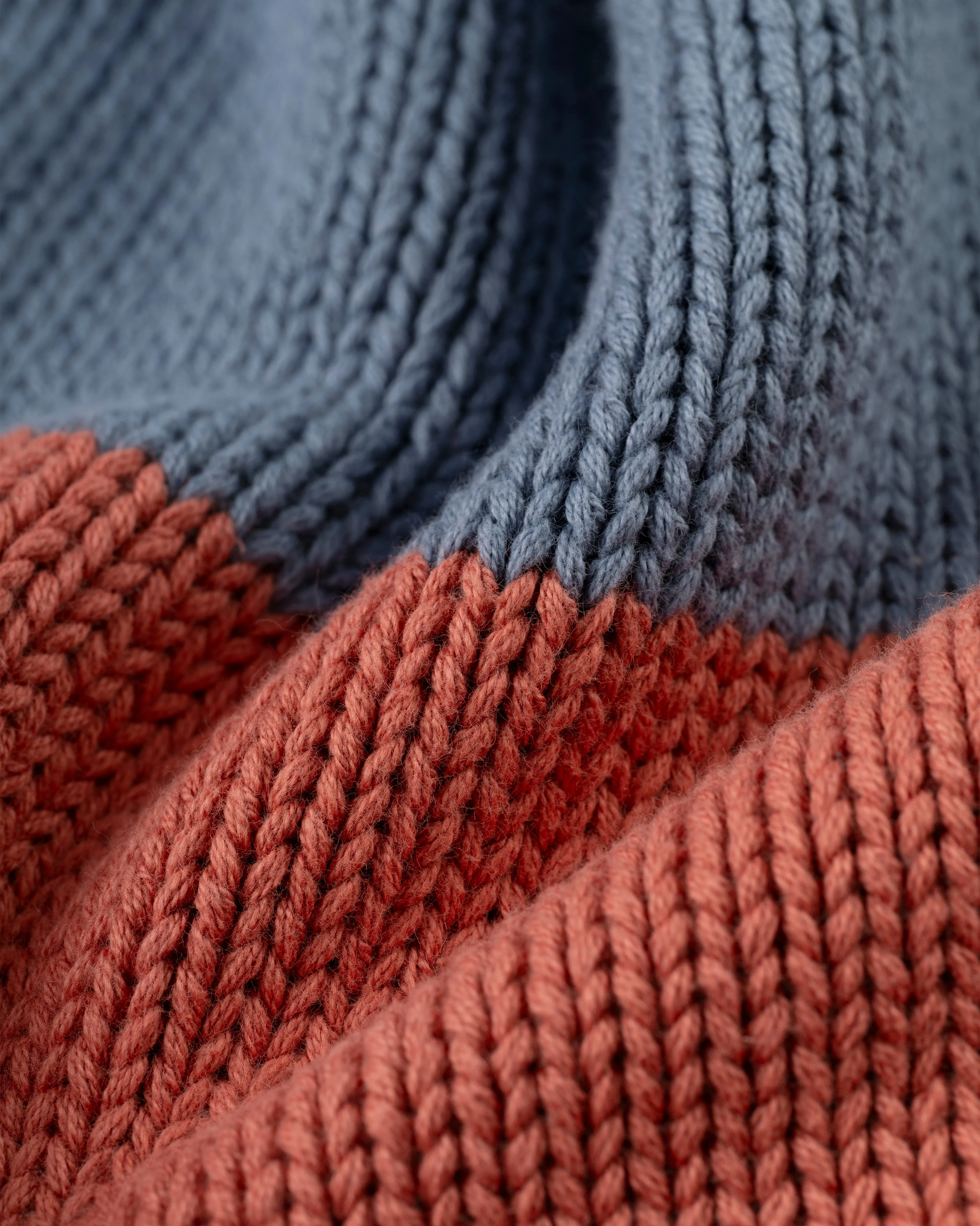 CHUNKY COTTON STRIPE CREW NECK SWEATER - BLUE/RED