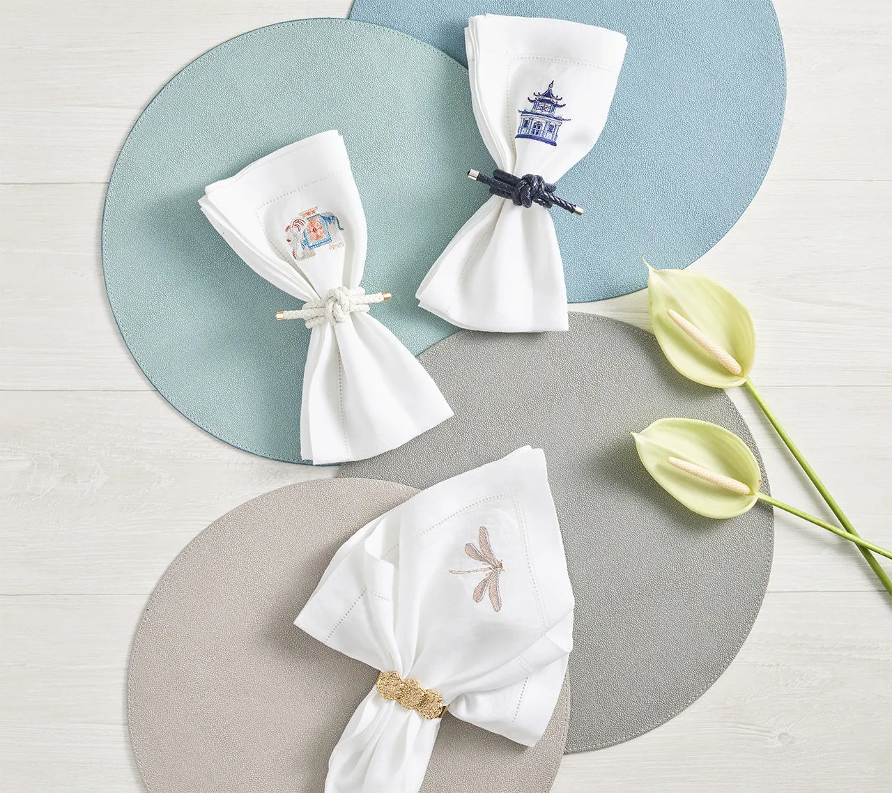 Icons Placemat in Gray & Elephant