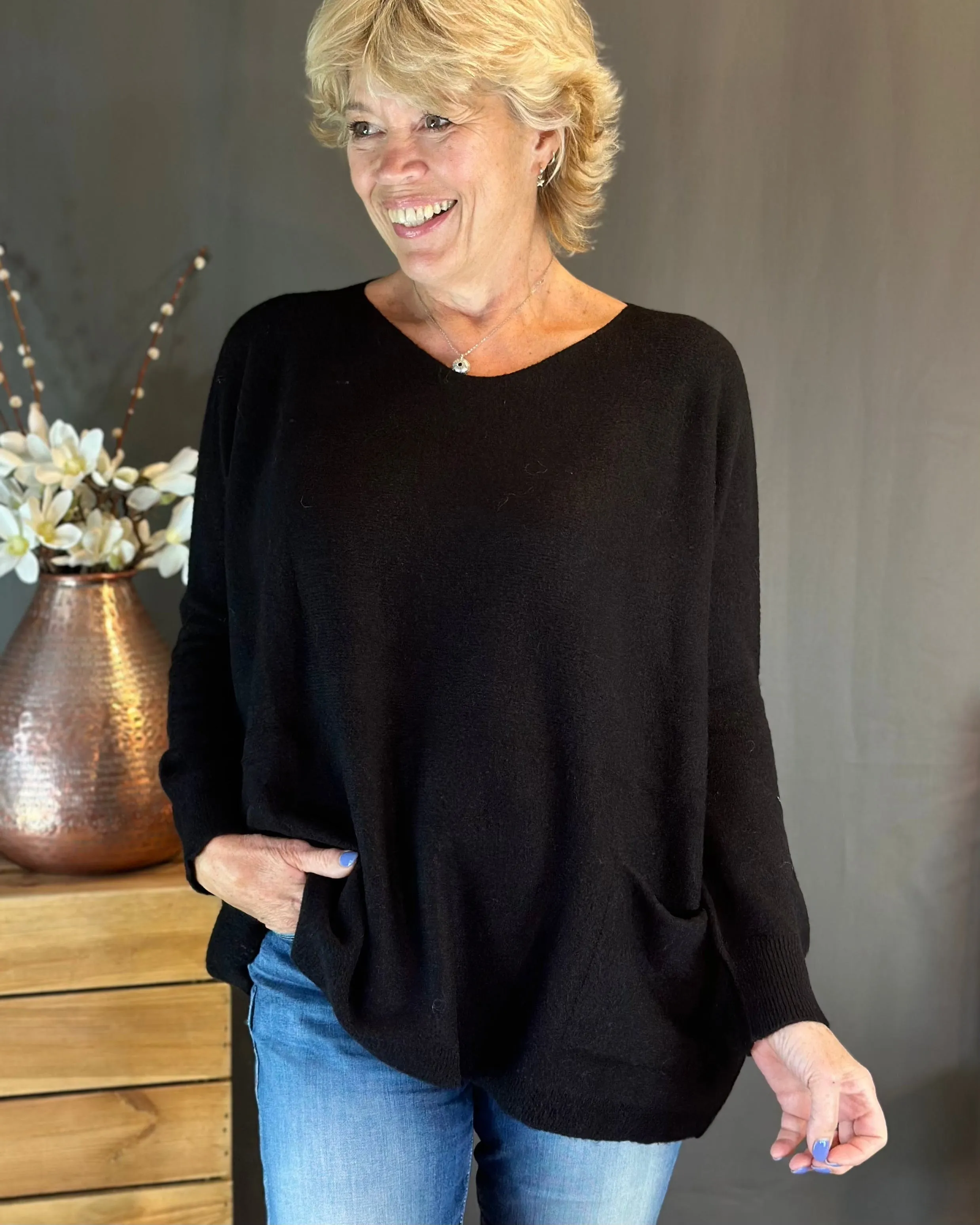 Pocket Jumper - Black